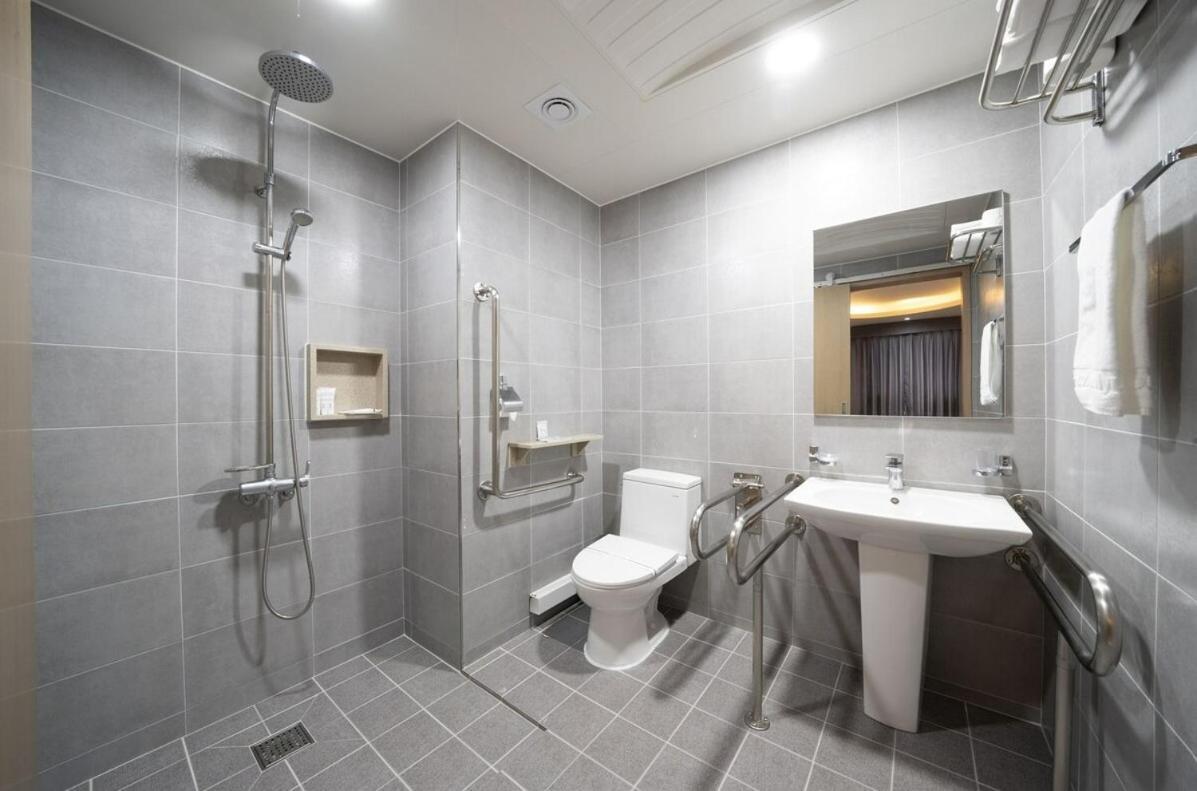 I-Check Hyunjin Hotel Tonghe Kültér fotó