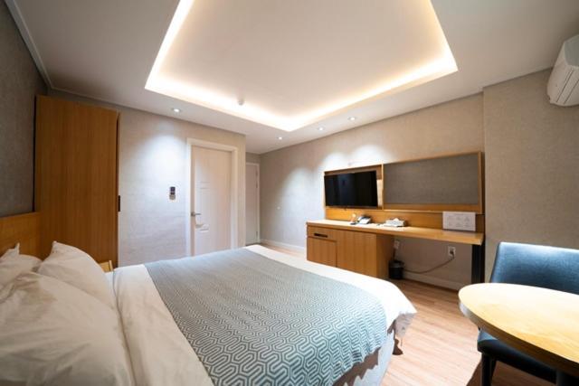 I-Check Hyunjin Hotel Tonghe Kültér fotó