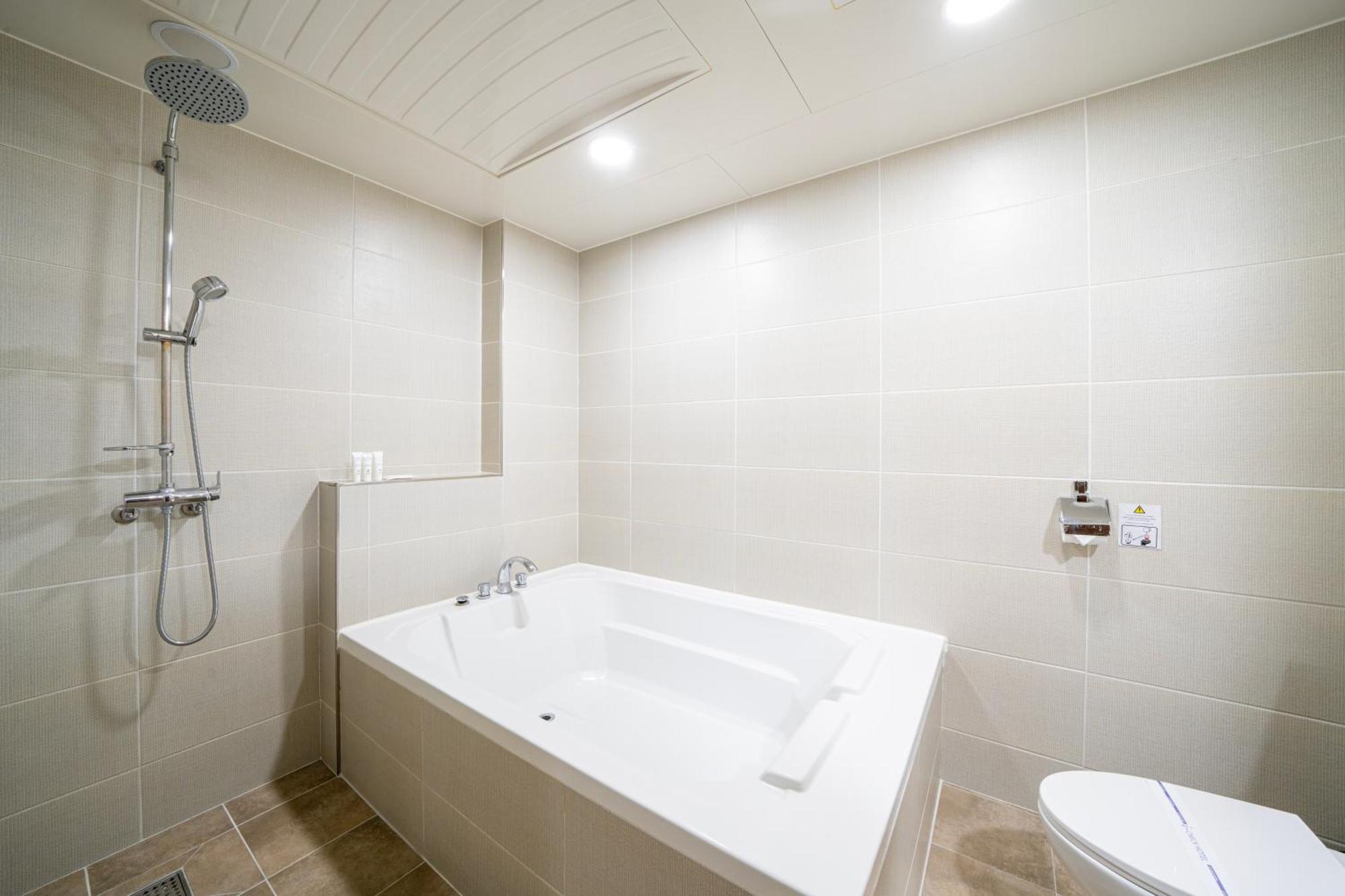 I-Check Hyunjin Hotel Tonghe Kültér fotó