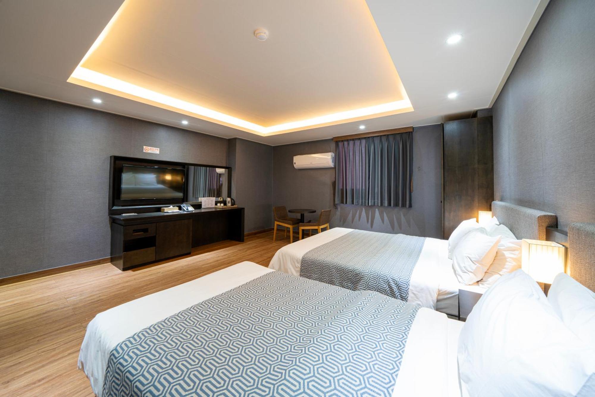 I-Check Hyunjin Hotel Tonghe Kültér fotó