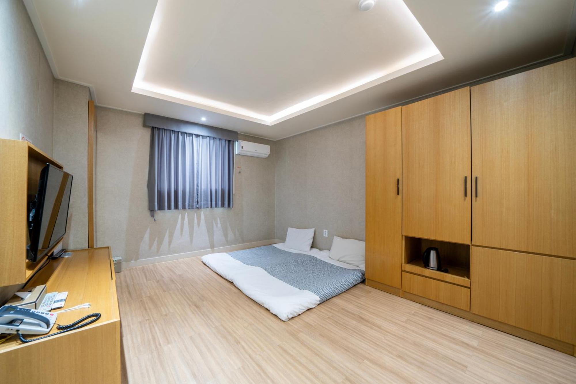 I-Check Hyunjin Hotel Tonghe Kültér fotó