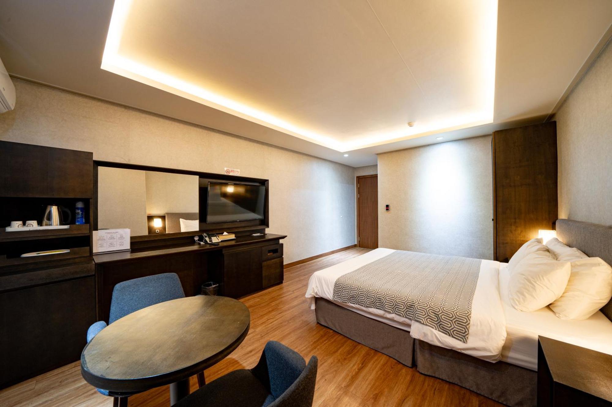 I-Check Hyunjin Hotel Tonghe Kültér fotó