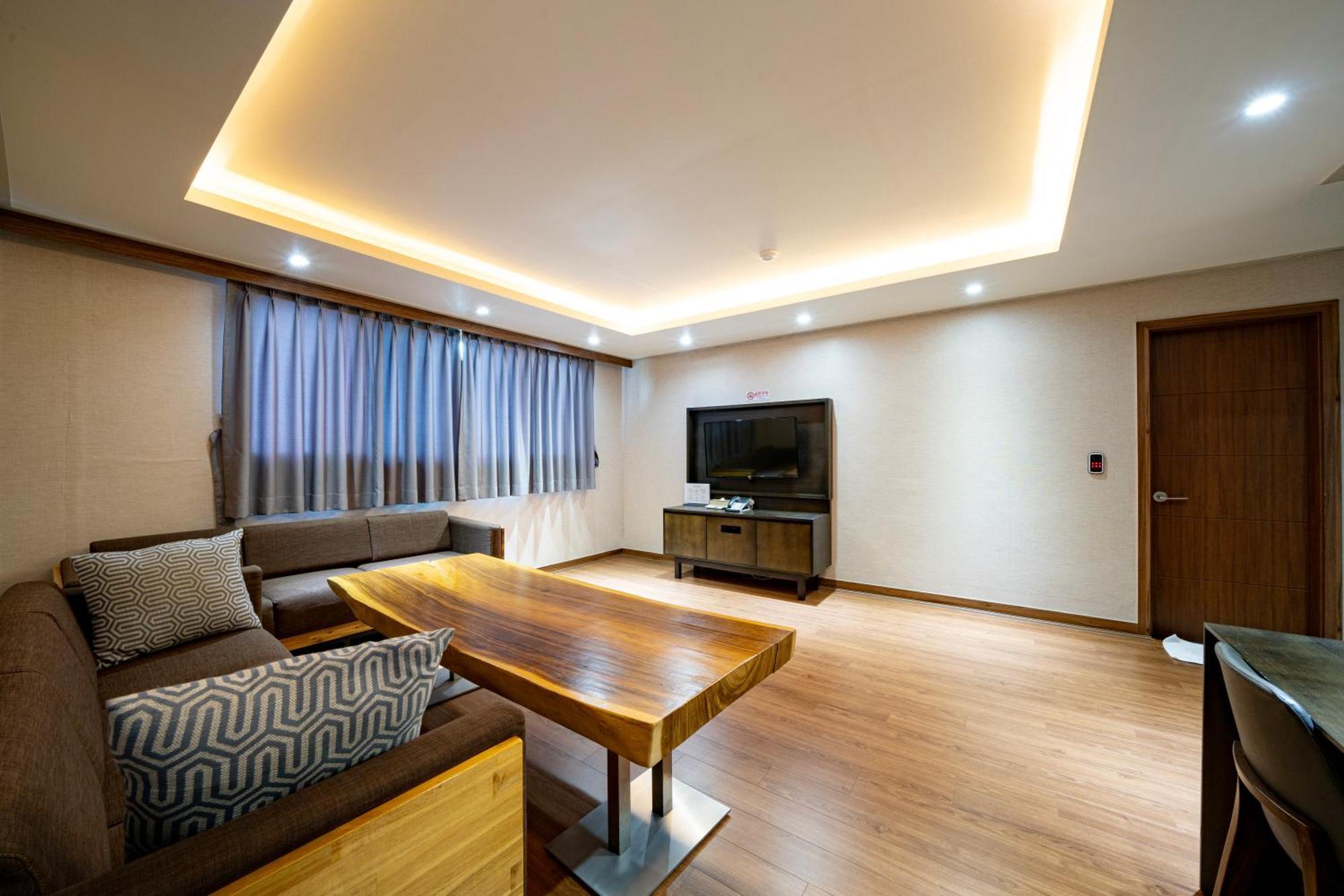 I-Check Hyunjin Hotel Tonghe Kültér fotó